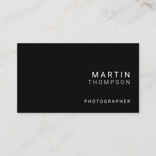 Professioneel minimalistisch zwart visitekaartje (Voorkant)