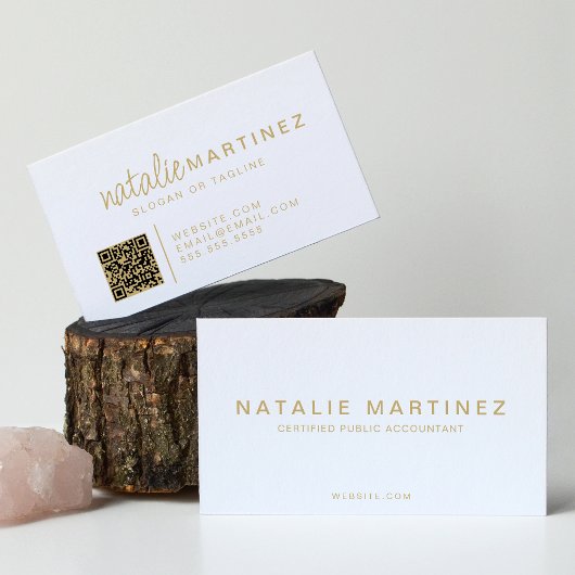 Professionele QR-code Elegant Wit en Goud Script Visitekaartje