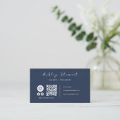 Professionele Qr Code Social Media Navy Blue Visitekaartje (Staand voorkant)