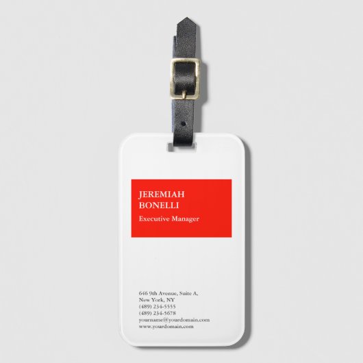Professionele rode witte minimalistische moderne bagagelabel (Voorkant (verticaal))