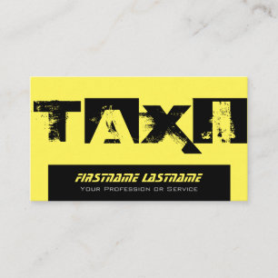 Professionele taxichauffeur in gele taxi visitekaartje