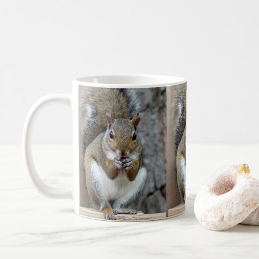 Profiter d'une tasse de traiter (Avec donut)