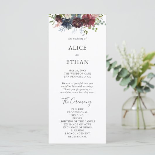 Programme Bourgogne et bleu Floral Wedding Program (Debout devant)