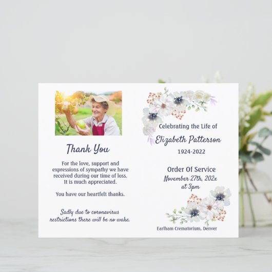 Programme commémoratif de l'ordre funéraire du ser (Debout devant)