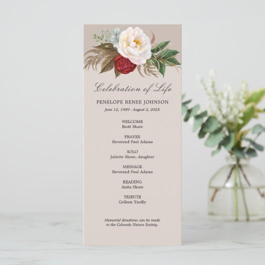 Programme de célébration de la vie de la collecte (Debout devant)