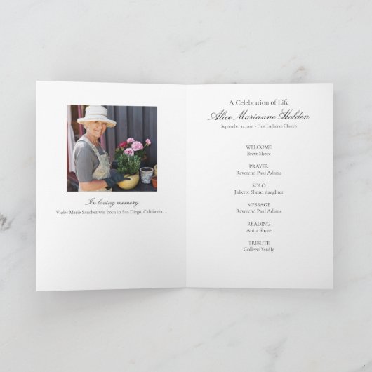 Programme de célébration de la vie des fleurs bleu (Intérieur)