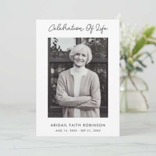 Programme de célébration de la vie en photo de scr (Debout devant)