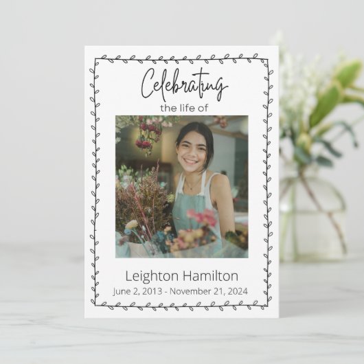 Programme de célébration des funérailles de la feu (Debout devant)