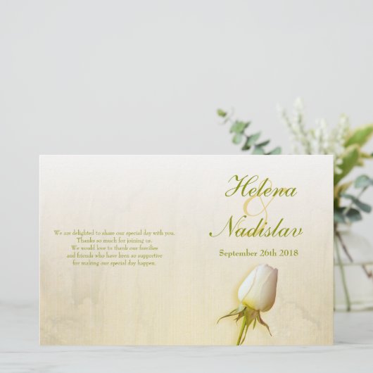 Programme de mariage des boutons de rose blanc (Debout devant)