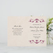 Programme de mariage plié Bourgogne | Fond beige (Debout devant)