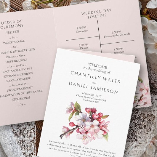 Programme de mariage rose et blanc aux fleurs de c