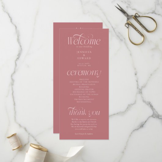Programme de mariage rose poudré à typographie mod (Devant/Arrière en situation)