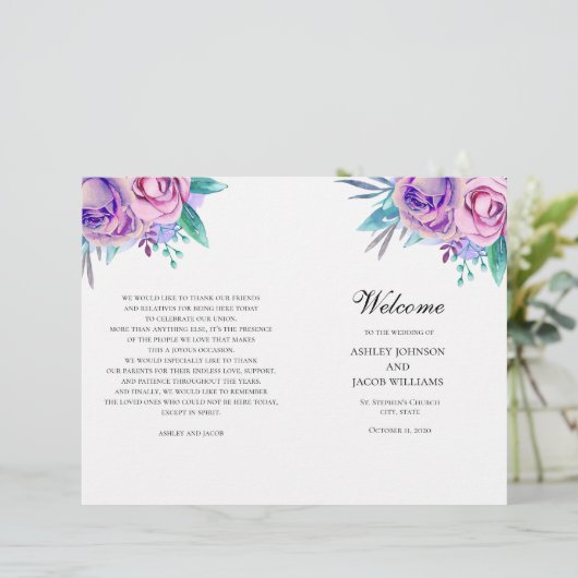 Programme de mariage violet plié. Fleurs Lilac (Debout devant)