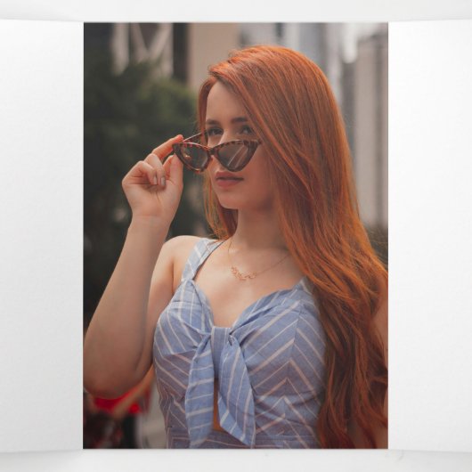 Programme de services funéraires photo de fleur de (Intérieur au milieu)