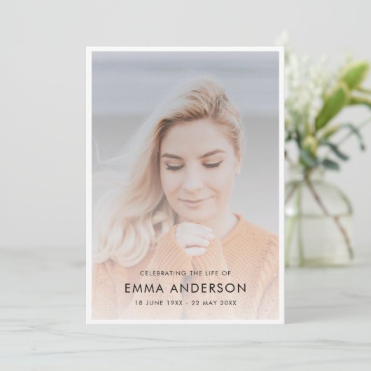 Programme Funérailles modernes | Photo commémorative de l'or (Debout devant)