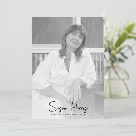 Programme funéraire de célébration moderne de la v (Debout devant)