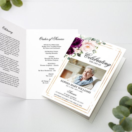 Programme funéraire violet et blanc | Ordre de ser