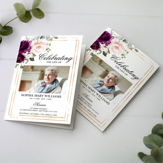 Programme funéraire violet et blanc | Ordre de ser