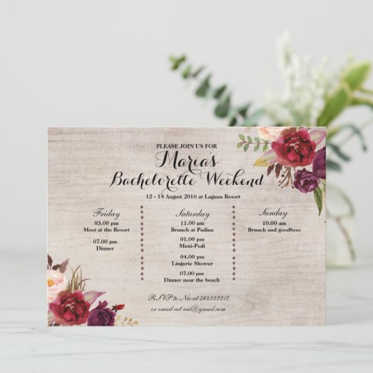 Programme Itinéraire du Red Marsala Fall Bachelorette Party (Debout devant)