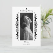 Programme Minimalist Exquisite Floral Black & White Floral (Debout devant)