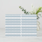 Programme motif bleu et blanc avec un arrière - plan blanc (Debout devant)