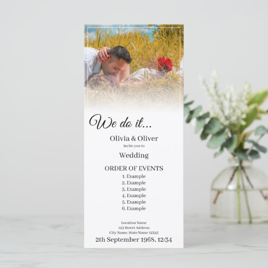 Programme Nous le faisons - Embrasser un couple sur un pré (Debout devant)