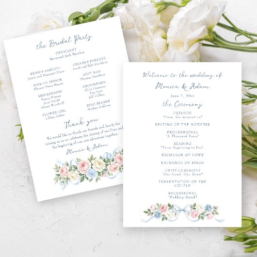 Programme Roses pastel rose, blanches et bleues & ruban