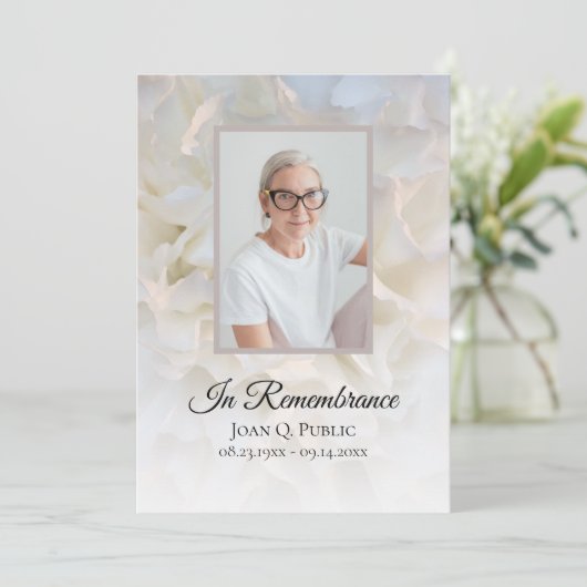 Programme Service funéraire floral de carnation blanche (Debout devant)