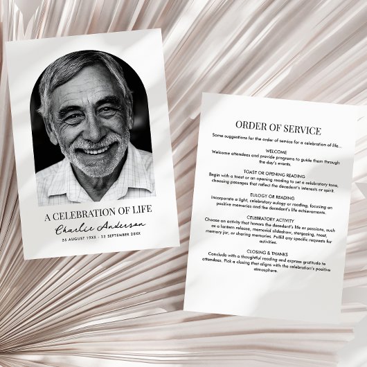 Programme Service funéraire ou mémorial de photo d'architect