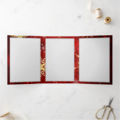 Programme Trois Volets Noël Golden Snowflakes sur Arrière - plan rouge (Intérieur)