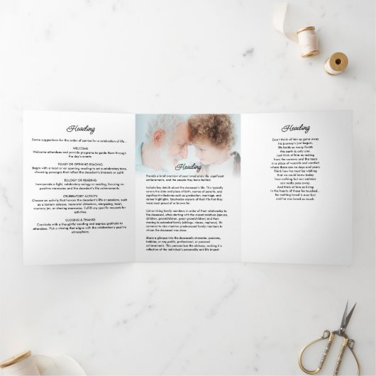 Programme Trois Volets Script moderne 8 photos funérailles/mémorial (Intérieur)