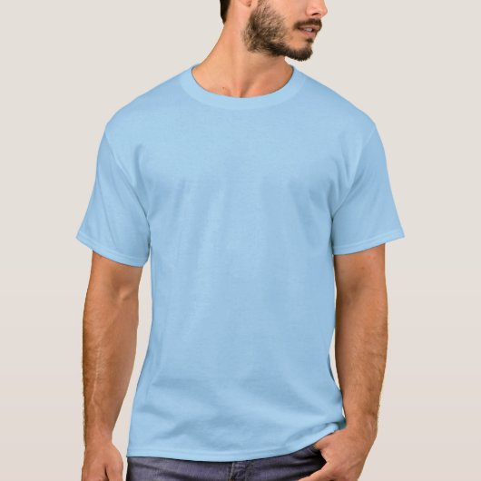 Programmer verandert cafeïne en pizza in software t-shirt (Voorkant)