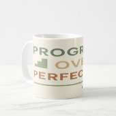 Progress Over Perfection Koffiemok (Voorkant links)