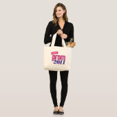 Prom 2011 - roze grote tote bag (Voorkant (model))