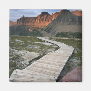 Promenade in Waterton Glacier International Magneet