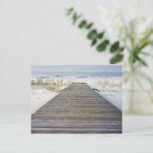 Promenade vers les cartes de plage (Debout devant)