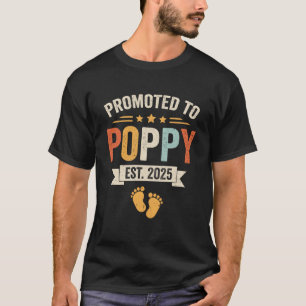 Promoted naar Poppy 2025 Retro binnenkort Poppy Es T-shirt