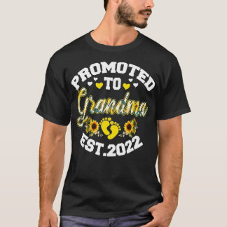 Promoted To Grandma Est 2022 Sunflower Floral Deco T-shirt
