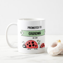 Promoted to grandma ladybugs green koffiemok