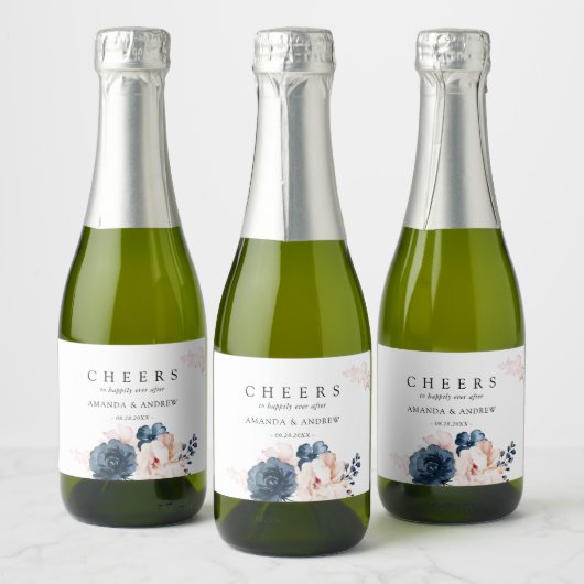 Proost Dusty Blue, roze bloemige bruiloft Modern Sparkling Wijnetiket (Flessen)