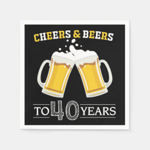 Proost en bier op 40 jaar servetten
