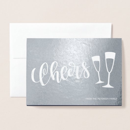 Proost modern geborsteld script champagnefluiten folie kaarten (Voorkant met envelop)