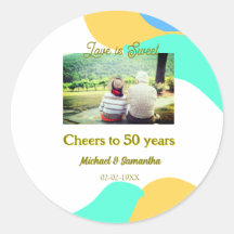 Proost op 50-jarig jubileum liefde is zoete retro