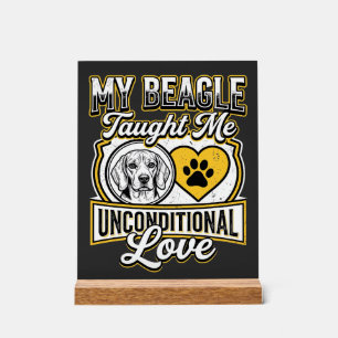Propriétaire de chien d'amour inconditionnel Beagl
