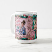 Propulsé par la caféine et le chaos Maman Mug (Devant gauche)