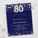 Prospectus 11,4 Cm X 14,2 Cm 80e anniversaire marine bleu argent budget invitat<br><div class="desc">Veuillez noter que cette invitation est sur papier de prospectus et très mince. Les enveloppes ne sont pas incluses. Pour des invitations plus épaisses (même conception), veuillez visiter notre magasin. Une invitation moderne, élégante et glamour pour une fête de 80e anniversaire. Un arrière - plan bleu marine, décoré de faux...</div>