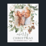 Prospectus 11,4 Cm X 14,2 Cm Budget Joyeux Noël de la verdure<br><div class="desc">Budget Rustique hiver Joyeux Carte photo de Noël avec Fleurs Blanches Fleurs et Verdure Fleurs Florales,  Branches de Pins,  Pinecones avec un Arrière - plan simple.</div>