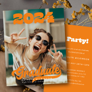 Prospectus 11,4 Cm X 14,2 Cm BUDGET Retro Audacieux Typographie Photo Graduatio