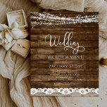 Prospectus 11,4 Cm X 14,2 Cm Budget Rustic Farmhouse Mariage de voyants<br><div class="desc">Rustic Farmhouse String Lights Lace Wedding Invitations on Wood arrière - plan - comprend une typographie de script magnifique et élégant avec la ferme Country House Sparkle moderne pour la célébration spéciale de mariage.</div>