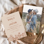 Prospectus 11,4 Cm X 14,2 Cm Fleur sauvage Budget Boho Photo Terracotta Mariage<br><div class="desc">Donnez le ton à votre fleur sauvage mariage botanique en Terracotta avec des suites d'invitation photo enchanteresses. La meilleure façon d'annoncer votre grand jour à vos amis et votre famille, ces invitations donnera à vos invités un aperçu de la beauté botanique qui les attend. La suite d'invitation devrait refléter la...</div>